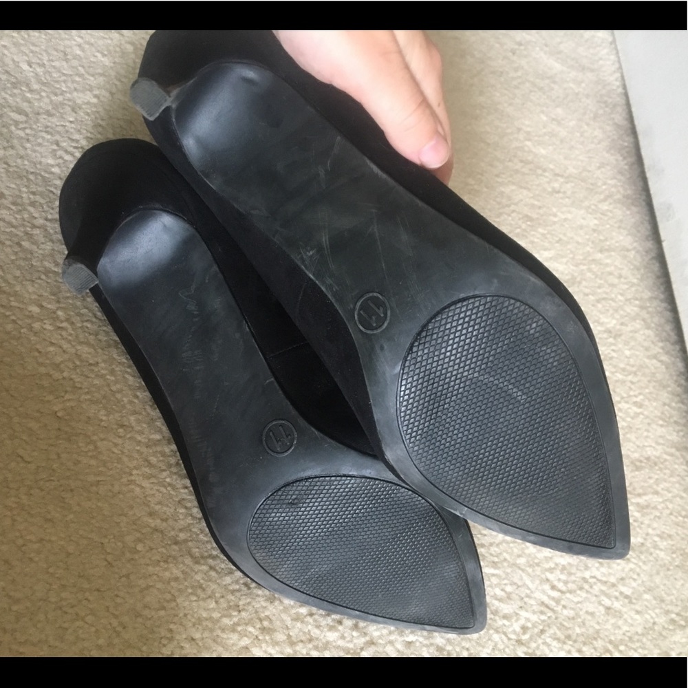 Heels - Picture 4 of 4